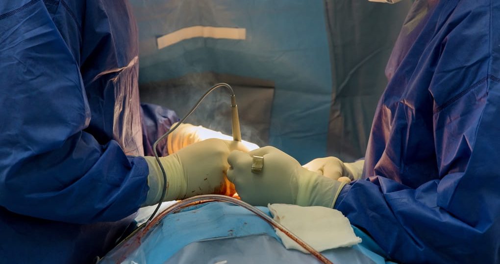 Instrumental quirúrgico novedoso para sellados en cirugías en Panamá