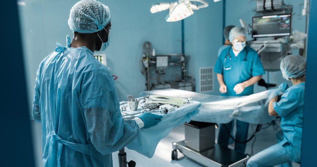 Instrumental quirúrgico novedoso para sellados en cirugías en Panamá