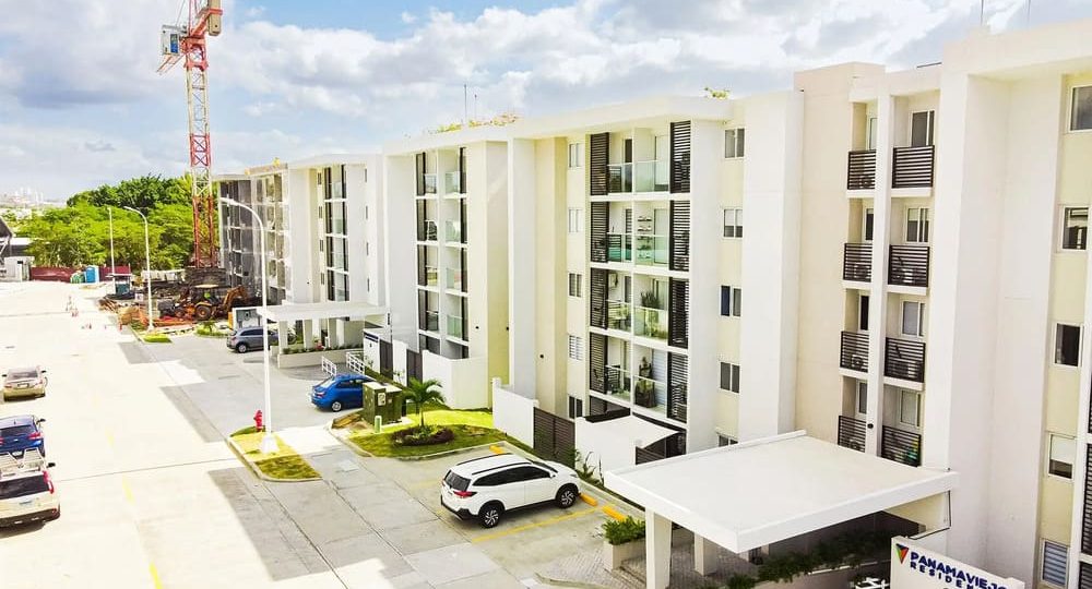 Compra para habitar vs. renta: factores que influyen en la inversión inmobiliaria en Panamá