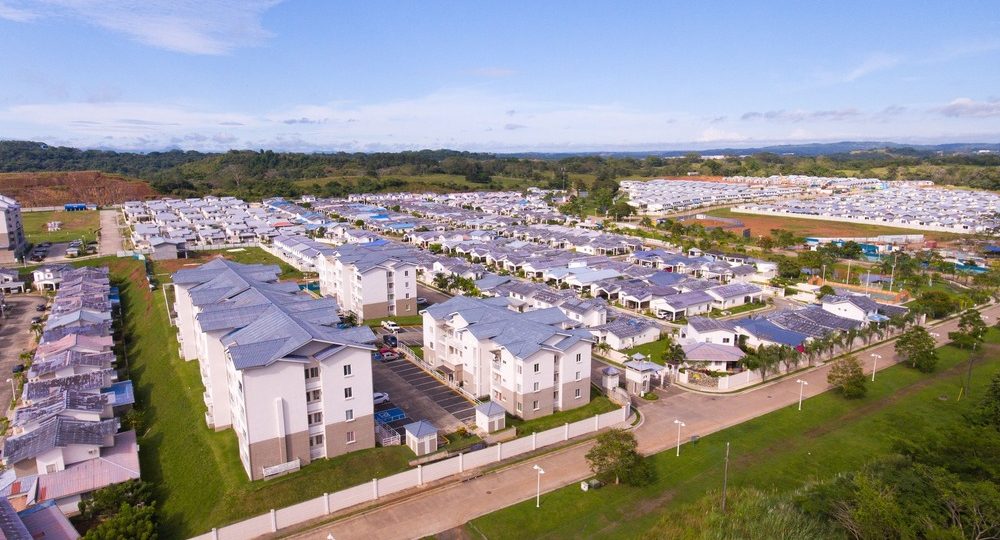 Desarrollo inmobiliario Playa Dorada: claves del mantenimiento preventivo en residencias costeras